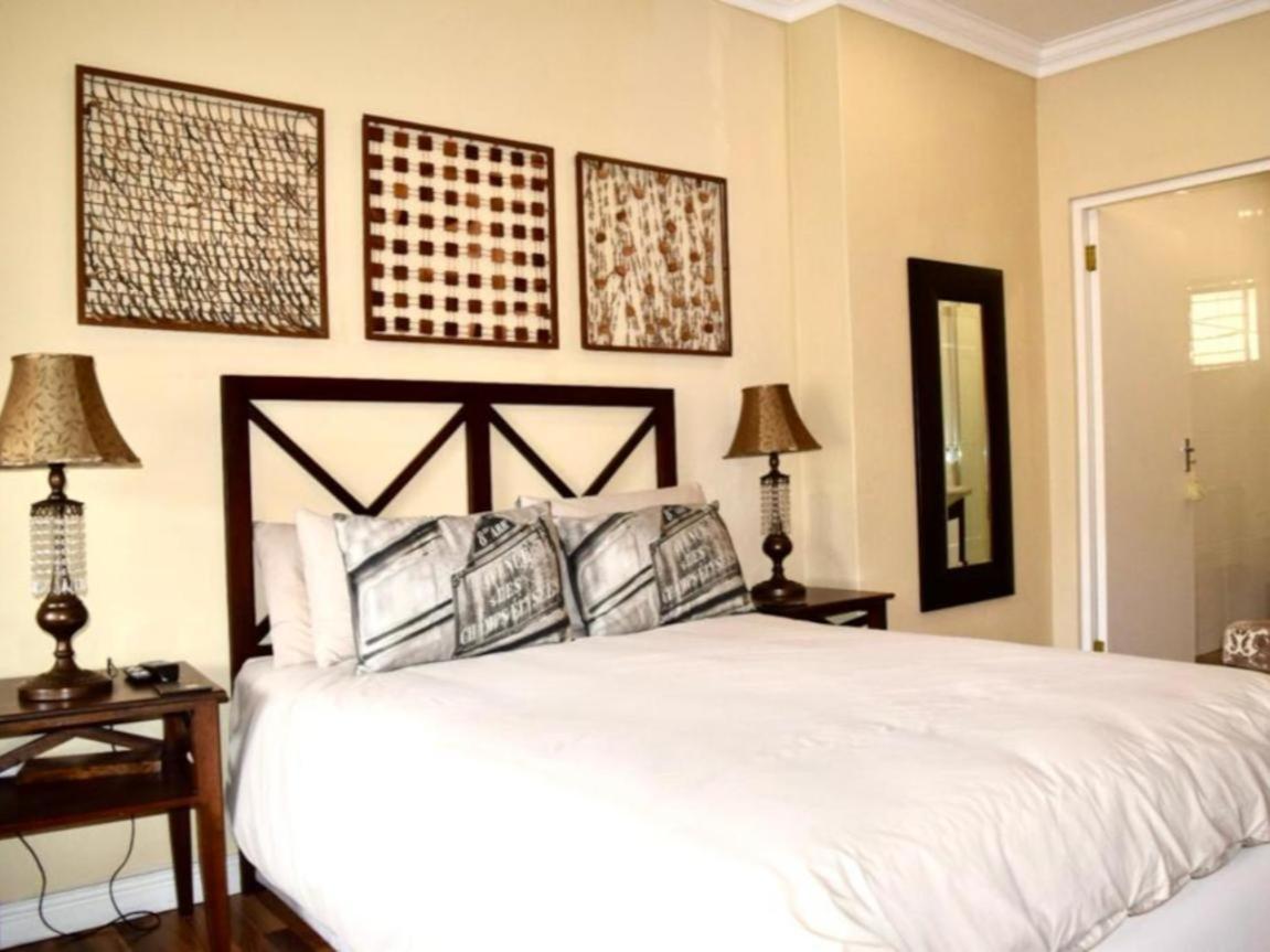 Upper Room Guesthouse Kirkwood ภายนอก รูปภาพ